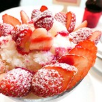 ヴァニエール - 季節のパフェ