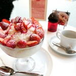 ヴァニエール - 季節のパフェ