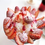 ヴァニエール - 季節のパフェ