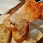 ヴィラッツァ - [料理] パン アップ♪ｗ ②