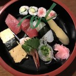 大黒鮨 - 出前にぎり中1400円