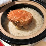 銀座 しのはら - 土鍋に大きな毛蟹さん