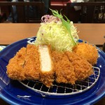 Tonkatsu Ma Mezon - ホエー豚ロースかつ