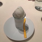 Astrance - ジンジャーとペッパーのソルベ