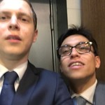 Astrance - 間違って自撮りをしてしまったスタッフ