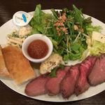 サラズカウント - ローストビーフのランチ