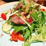 チンクエ イカリヤ - はまちのカルパッチサラダ