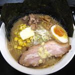 らーめん 空 本店 - 味噌ラーメン全部のせ