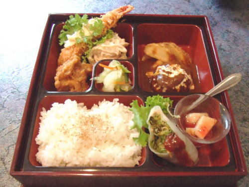 義味家（ギミヤ）不動の沢 | 気仙沼の洋食レストラン