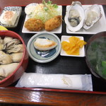 漁師の海鮮丼 - カキ丼セット(2,000円)