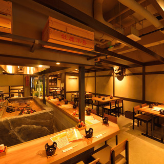 A popular Izakaya (Japanese-style bar) that can be used casually for a wide range of occasions, from solo travelers to banquets.