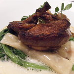 オオハラ エ シーアイイー - フランス産仔鳩のロースト　内臓のラビオリを添えて