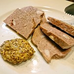 bistro terroir - 牛肉と豚肉のパテ