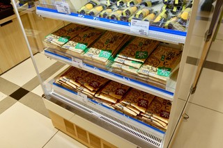 大分銘品蔵 - ［2017/11］要冷蔵ですが鶏めしの素も手に入ります。