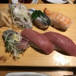 寿司居酒屋 や台ずし - この本マグロは凄い！99円とは、驚きのうまさ。