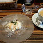 ピッツェリア・ヴィーコロ・デル・ソーレ - デザートと珈琲です