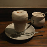 いるか喫茶バー - カプチーノマッキアート（400円）