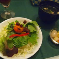和牛熟成牛とシチリアワイン せいとう 本店 - ランチ　日本橋カレー　スープサラダ付　\1000