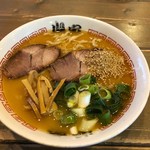 Ramen Yamaya - 手もみ麺のとんこつ