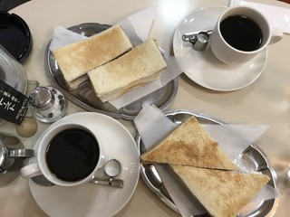 神田の朝カフェ8選 ゆっくりモーニングを味わおう 食べログまとめ 神田の朝カフェ8選 ゆっくりモーニングを味わおう 食べログまとめ