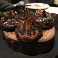 ラ・ボンヌターブル - 