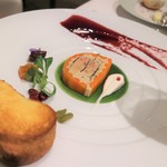 メゾン タテル ヨシノ - 前菜　人参をまとったフォアグラのフォンダン　ヨモギのジュレ