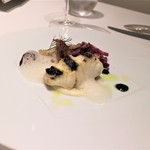 メゾン タテル ヨシノ - 魚　本日の魚　スズキ