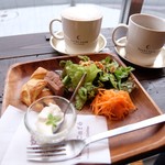 Tsuki Cafe - 