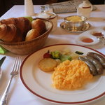 ダイニングルーム - 2011 4　朝食です