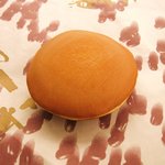 下河原阿月 - 三笠（白あん/粒あん 各160yen）