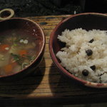 地獄温泉青風荘 - ムカゴご飯とお味噌汁。