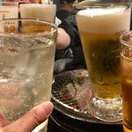 炭火焼肉 ぐら - 全員が揃ったところで、カンパ〜イ( ^ ^ )/□