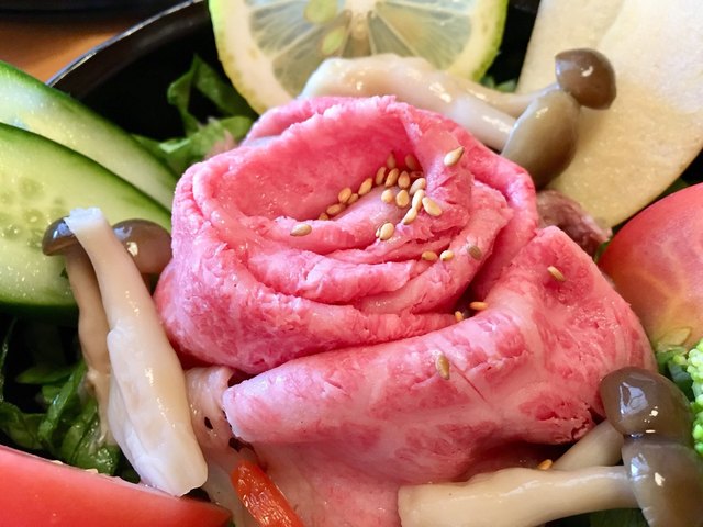 ローストビーフ丼が 格安のお値段で食べられます By ドナリー 割烹 若鮨 登米市その他 寿司 食べログ