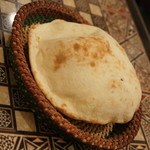 アラビアレストラン　ゼノビア - アラビアナン（３５０円）２０１７年１１月