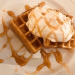 グッドモーニングカフェ - 塩バーキャラメルワッフル700円税別