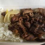 阿霞 燒肉飯 - 燒肉飯NT$55≒205円