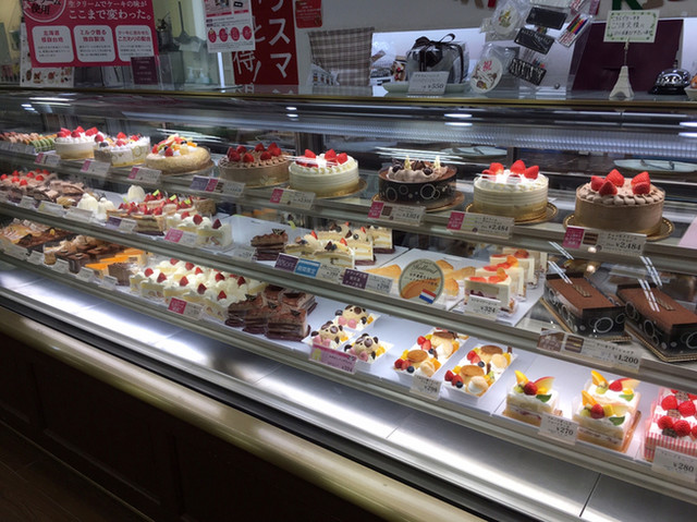 シャトレーゼ 苫小牧店 - 苫小牧（ケーキ）の写真