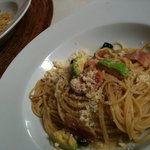 草花木果 - 料理写真:アボガドいりパスタ