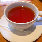 ベーカリー&カフェ キクチヤ - 選択制の飲み物は紅茶で