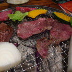 上場亭 - おいしく焼けます。