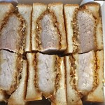 かつサンド工房 PANTON - 持ち帰り用のカツサンドミミースペシャル(撮影・ウサ子ちゃん)【料理】