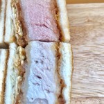 特選なので大変厚いお肉です【料理】