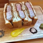 かつサンド工房 PANTON - 特選ヒレかつサンド+特選ロースかつサンド相盛りミミースペシャル(笑)【料理】