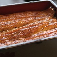 入谷鬼子母神門前のだや - 向こうがたいせい（泰正）、手前がきょうすい（共水）