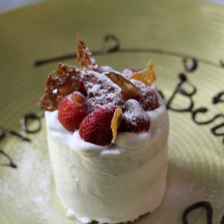 誕生日や記念日！デザートプレートでお祝いを！