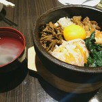 焼肉 いわい - 石焼ビビンバ定食 1000円 味は普通。CPは悪し！