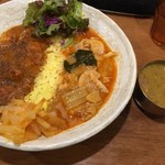 SPICY CURRY 魯珈 - 2種(ラム、ミャンマー風豚と白菜のカレー)、バングラデシュ風ダル(ぷち)
