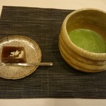 蓬左茶寮 - 水菓子：外郎と抹茶