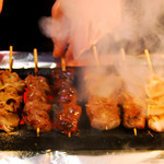 もつ焼き えるびす