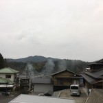 柳家 - 駐車場からの風景